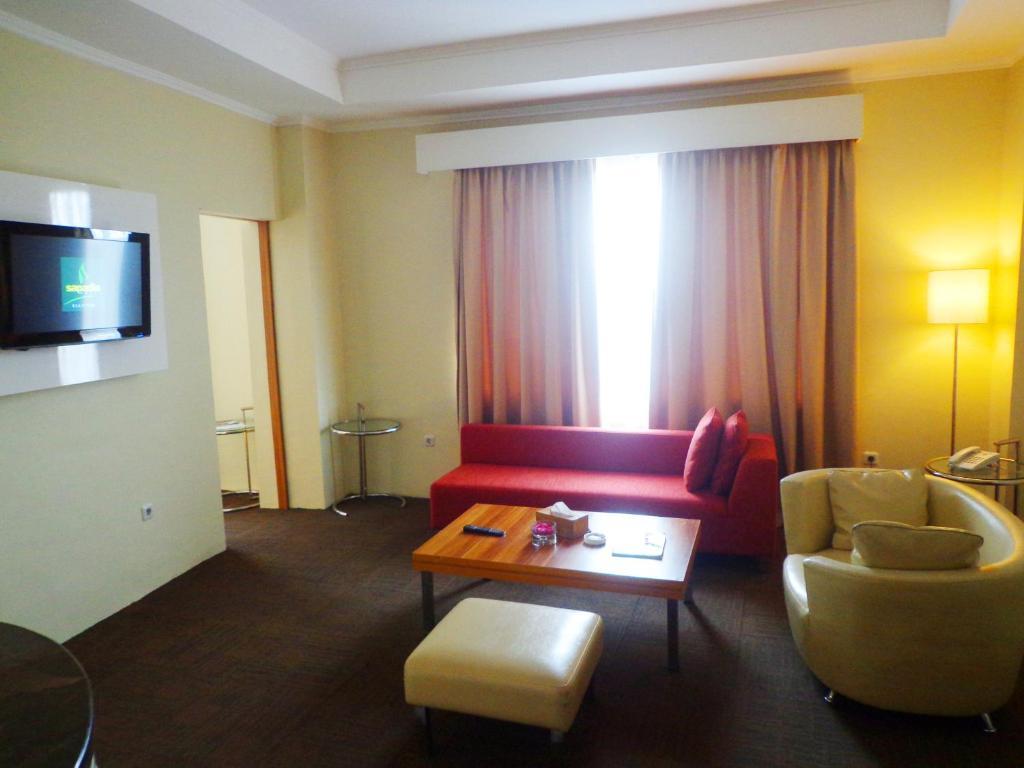 Sapadia Hotel Siantar Пематангсіантар Екстер'єр фото
